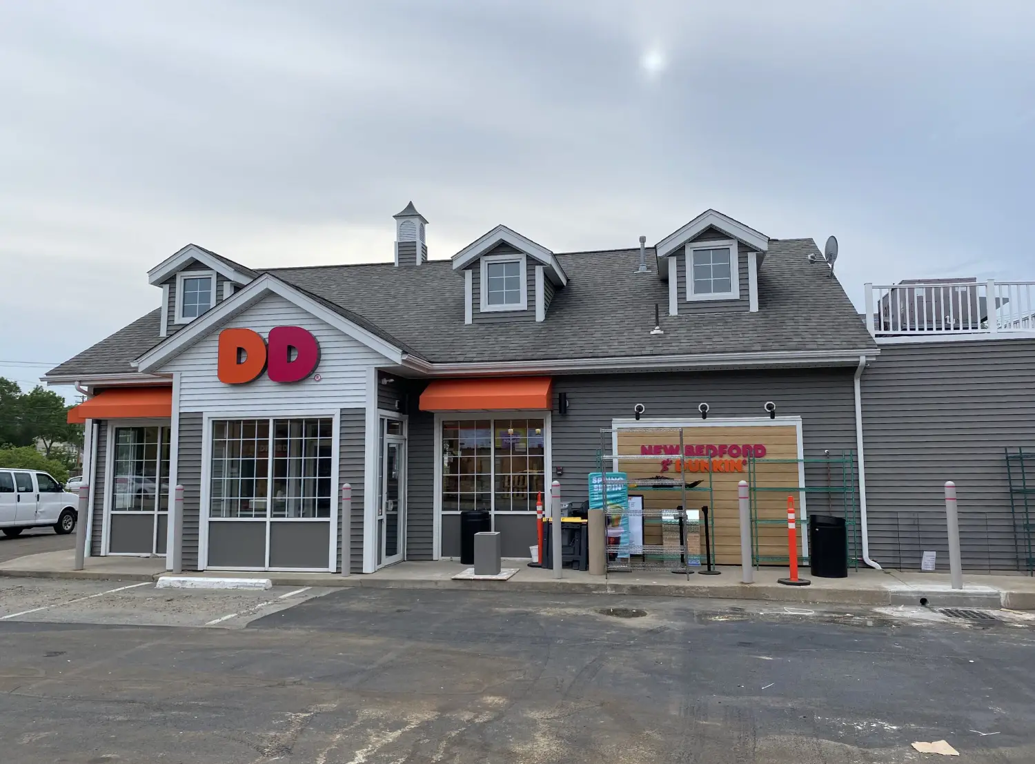 A modern, New England-style Dunkin Donuts store